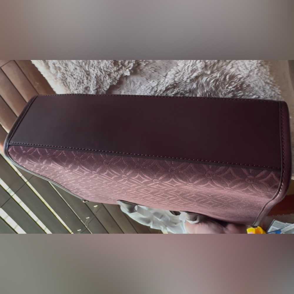 Sale NWT Michael Kors Shimmer Burgundy Tote Crossbody Shoulder Bag - Picture 8 of 16